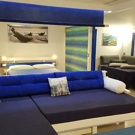 La Marinedda Bed and Breakfast *
